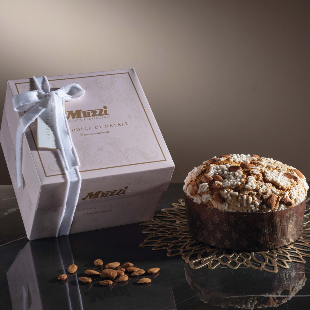 Muzzi Armonia Panettone Almonds