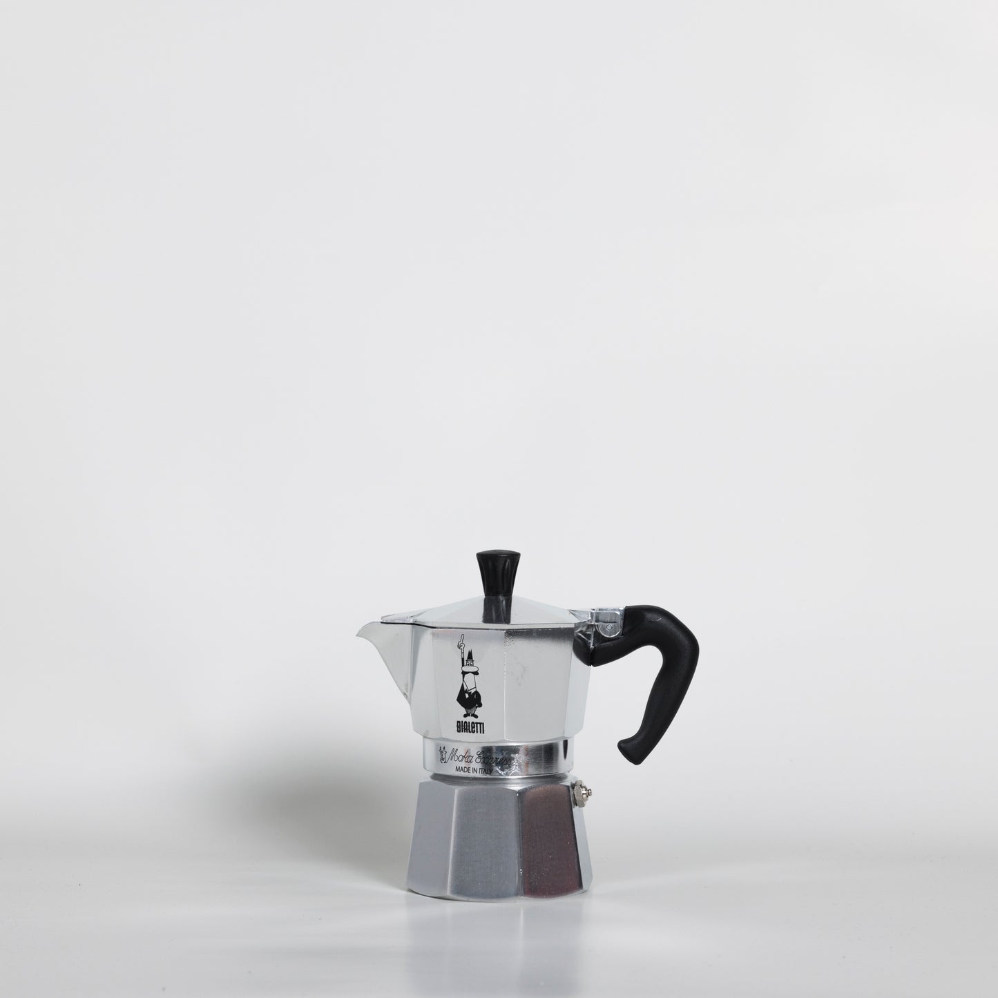 
                  
                    Bialetti Moka Express 3 Cups
                  
                
