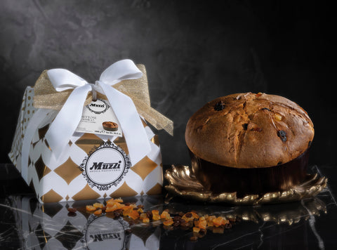 Muzzi La Gran Pannetone Hand Wrapped