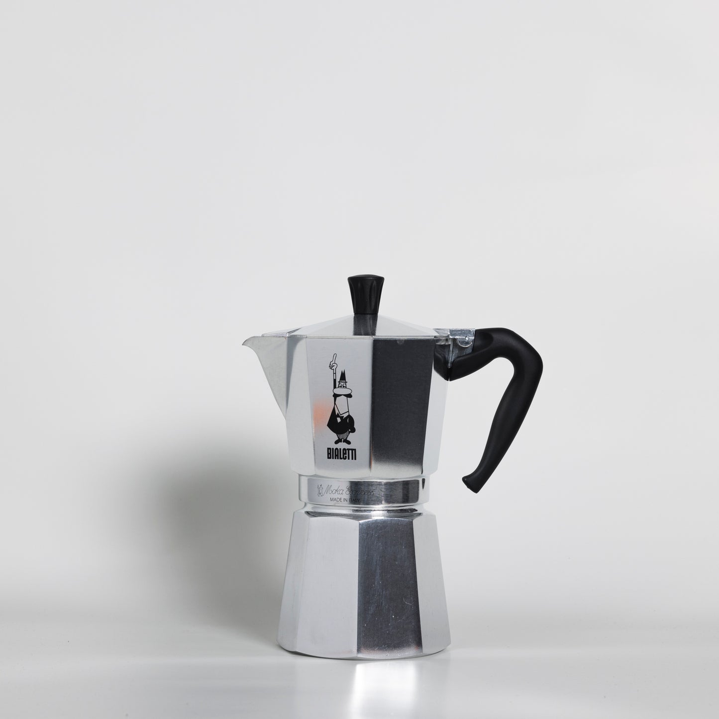 Bialetti Moka Express - Stovetop Espresso Maker - 6 Cup - Black
